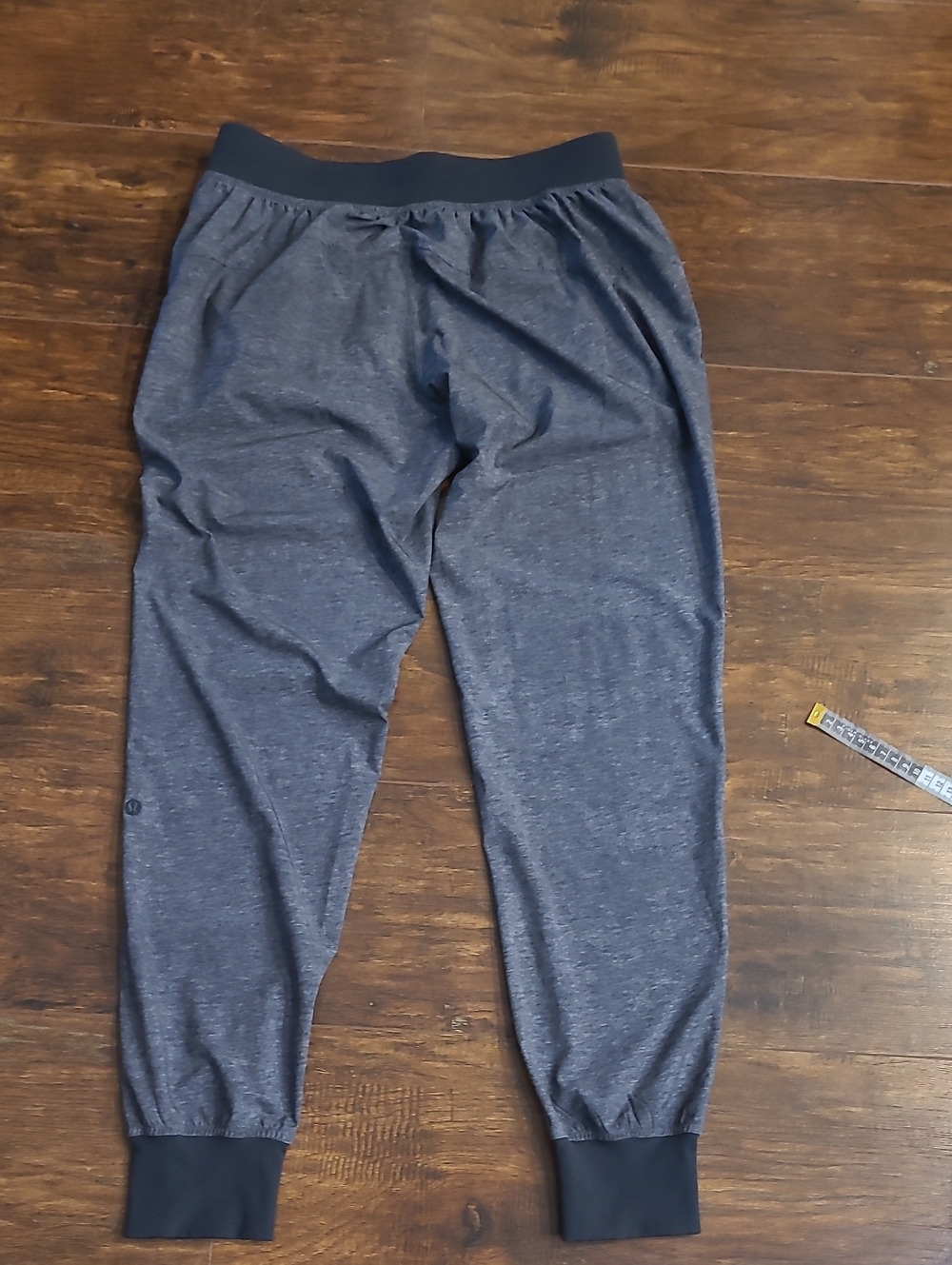 Lululemon Get Ready Gray Jogger Pants with Elastic Cuffs And Waist Pull On Sz 6 - Picture 9 of 10